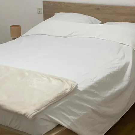 Individuelles Dans Bel'air Pensionat 3*